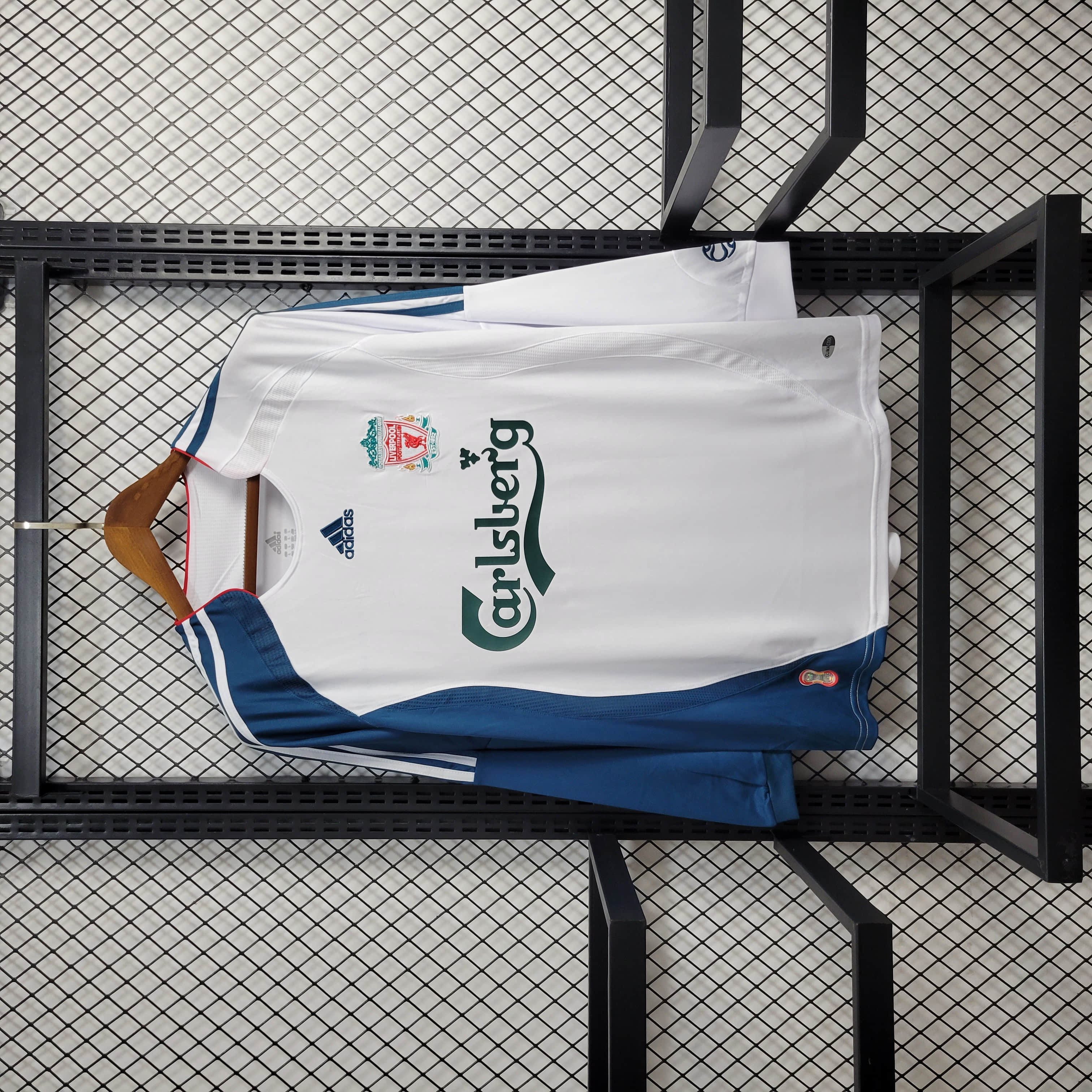 Liverpool Retro Football Jersey Third Away Long Sleeve Custom Shirt 2006/07