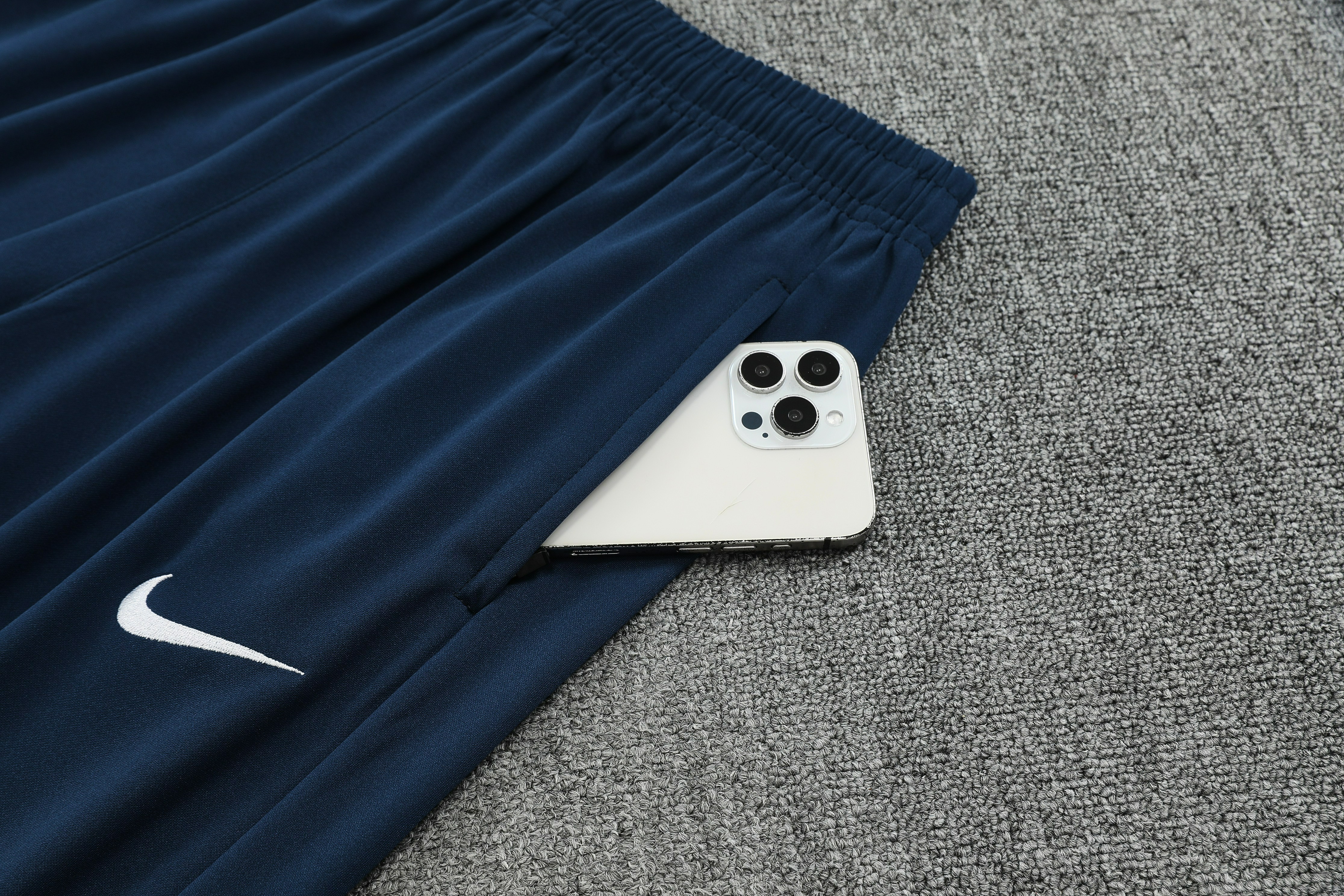 PSG Authentic Training Kit (Sweatshirt+Pants) 2025/26 - Player Version