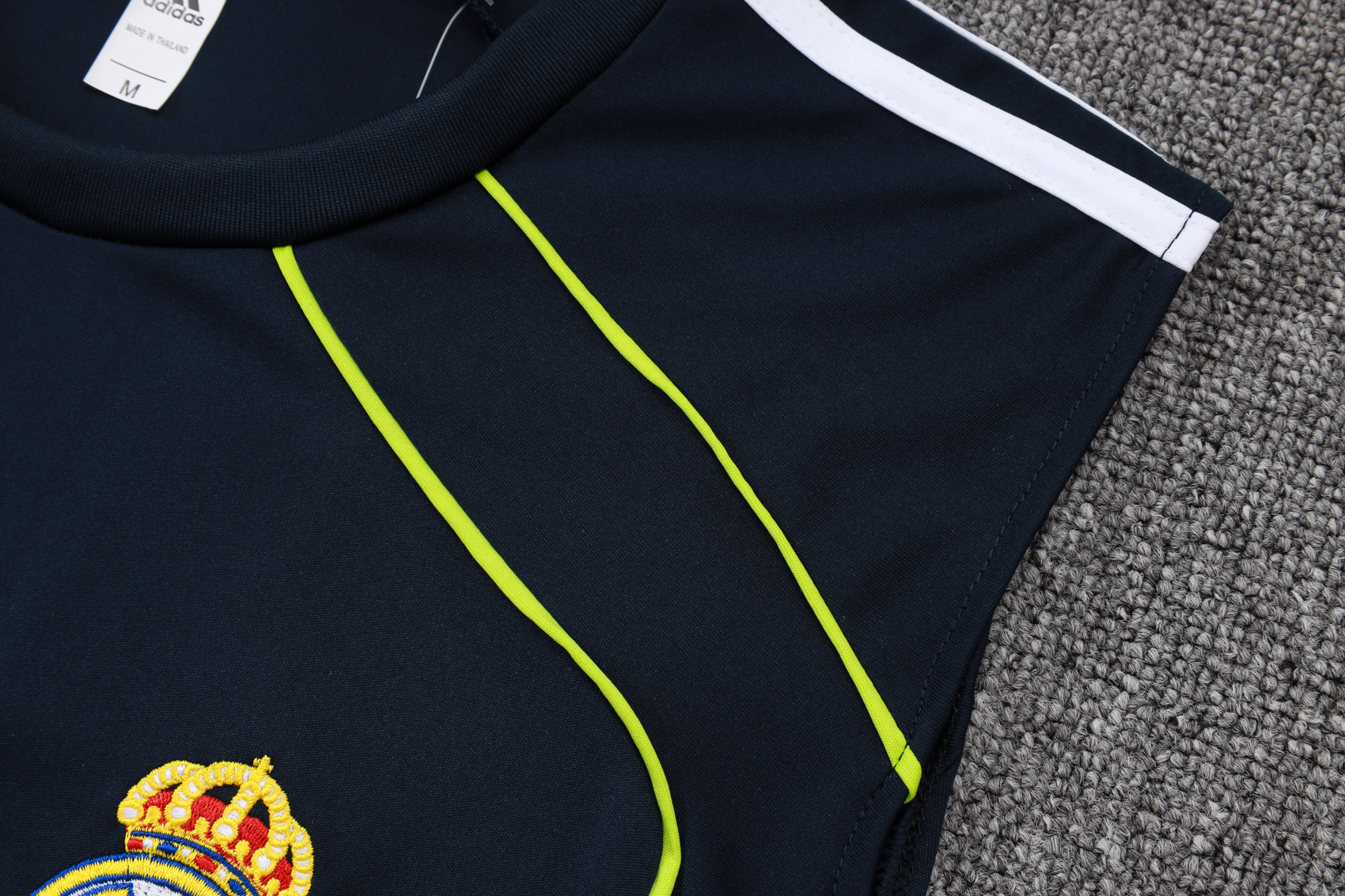 Real Madrid Sleeveless Training Kit 2025/26
