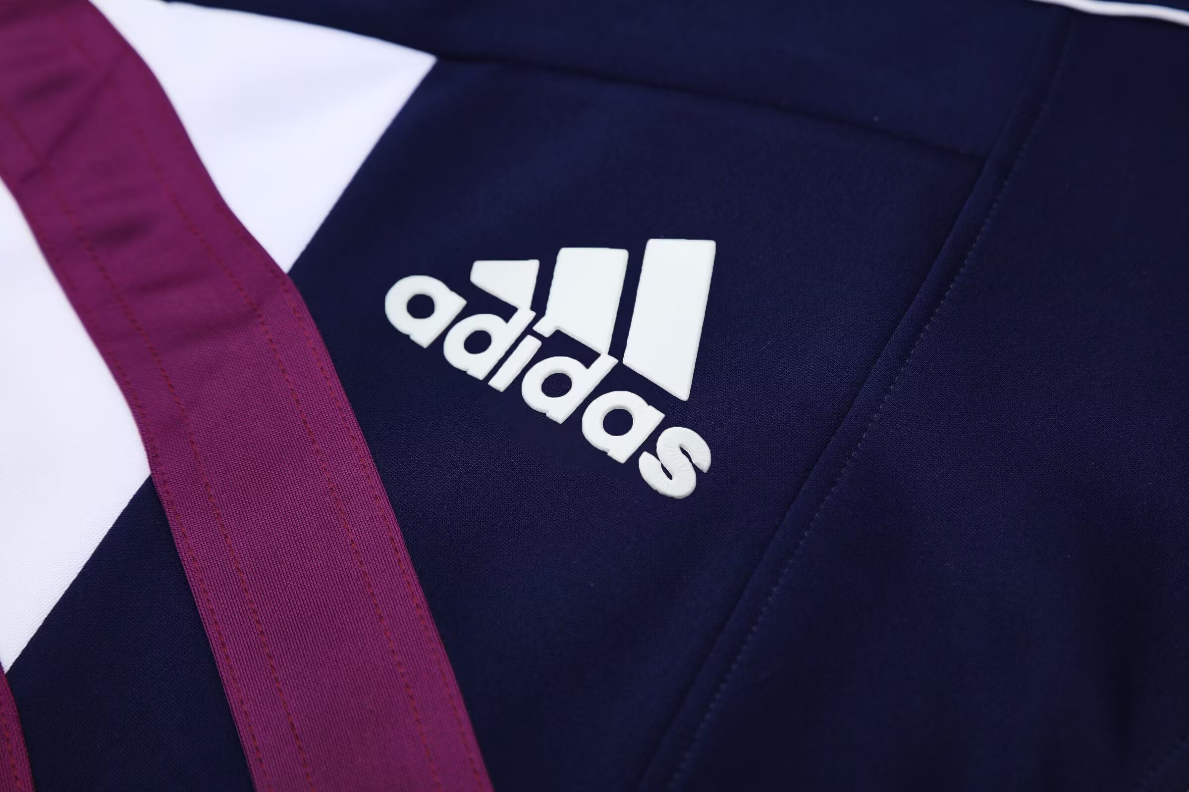 Real Madrid Retro Training Kit (Jacket+Pants) 2025/26