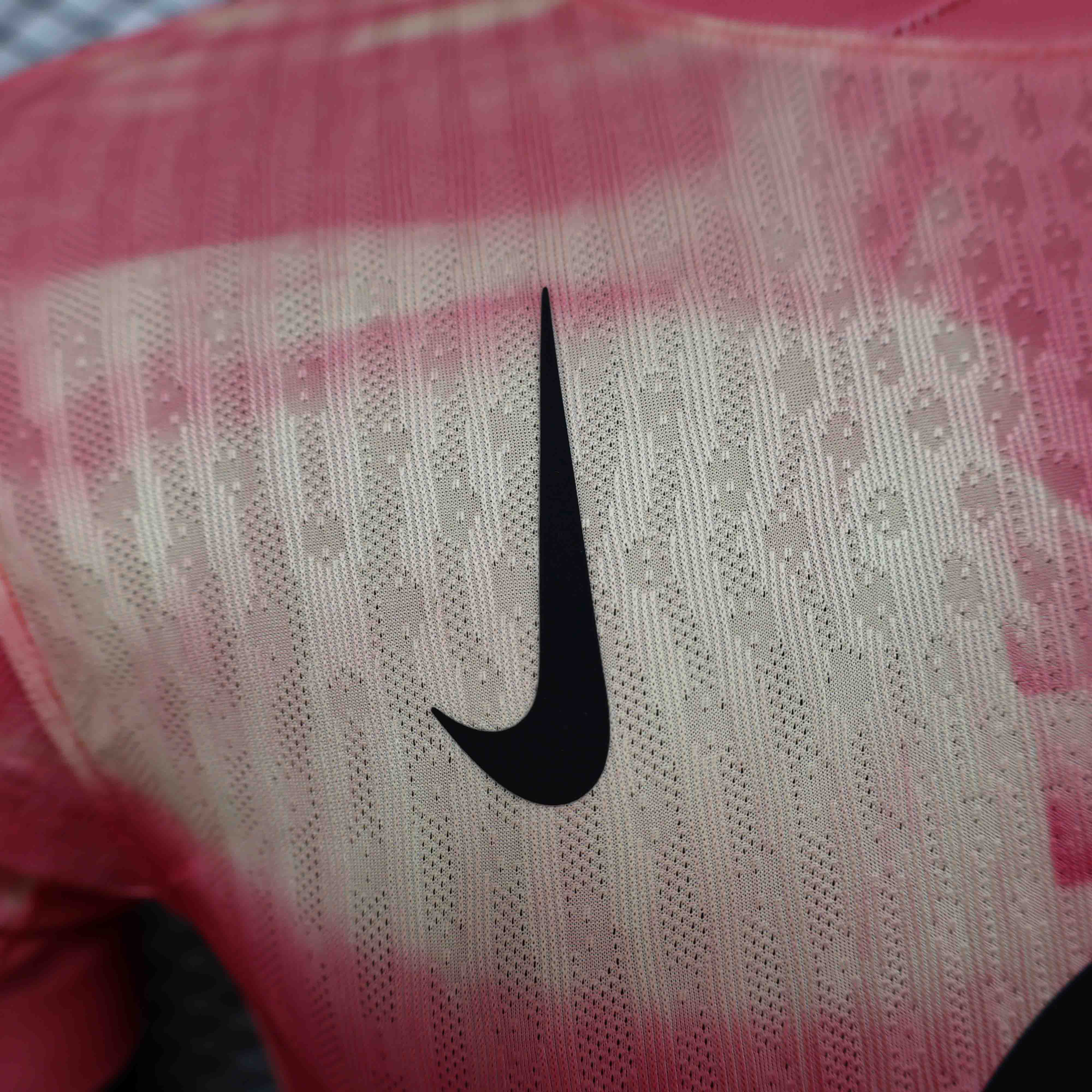 Authentic Football Jersey Barcelona Pink Special Edition Shirt 2025/26