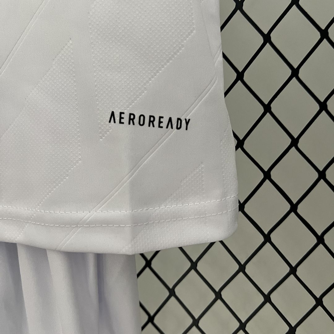 Real Madrid Retro Jersey Home Kids Kit Jersey+Shorts 2017/18