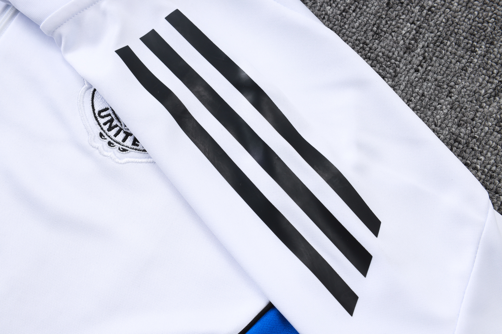 Manchester United Training Kit (Sweatshirt+Pants) White 2025/26