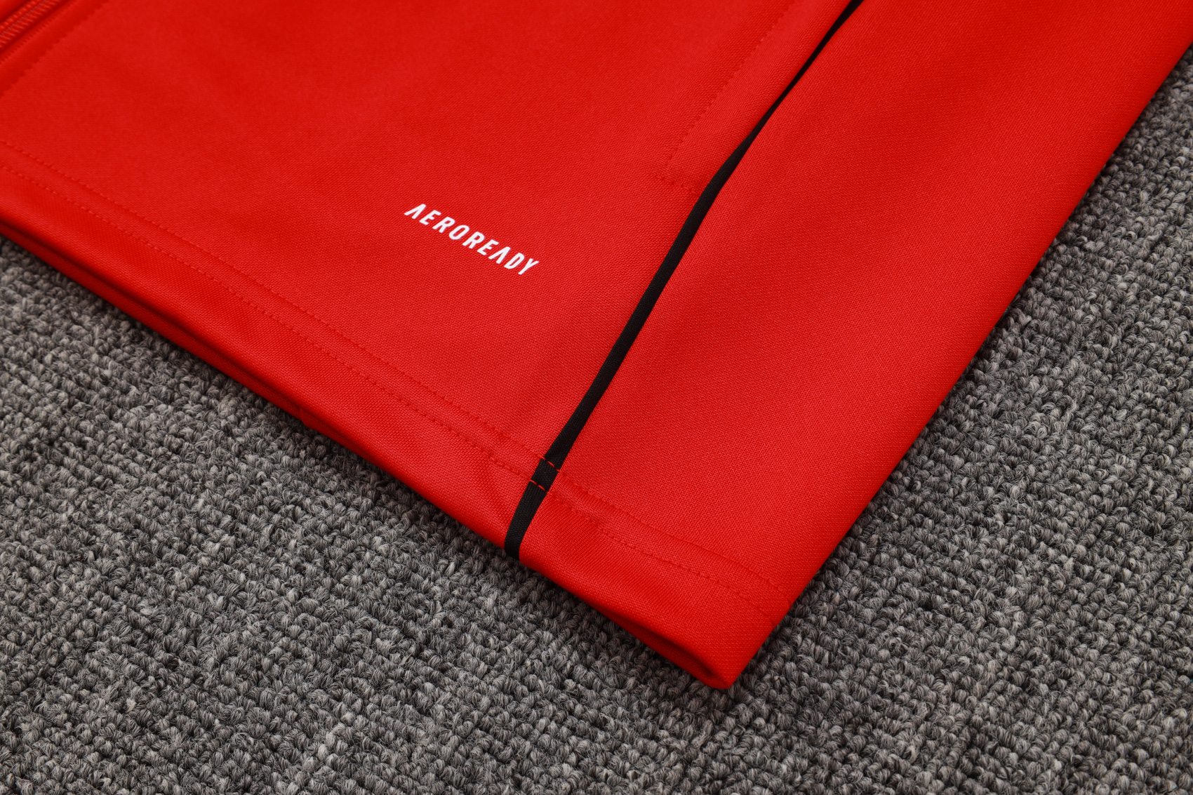 Liverpool Training Kit (Jacket+Pants) Red 2025/26