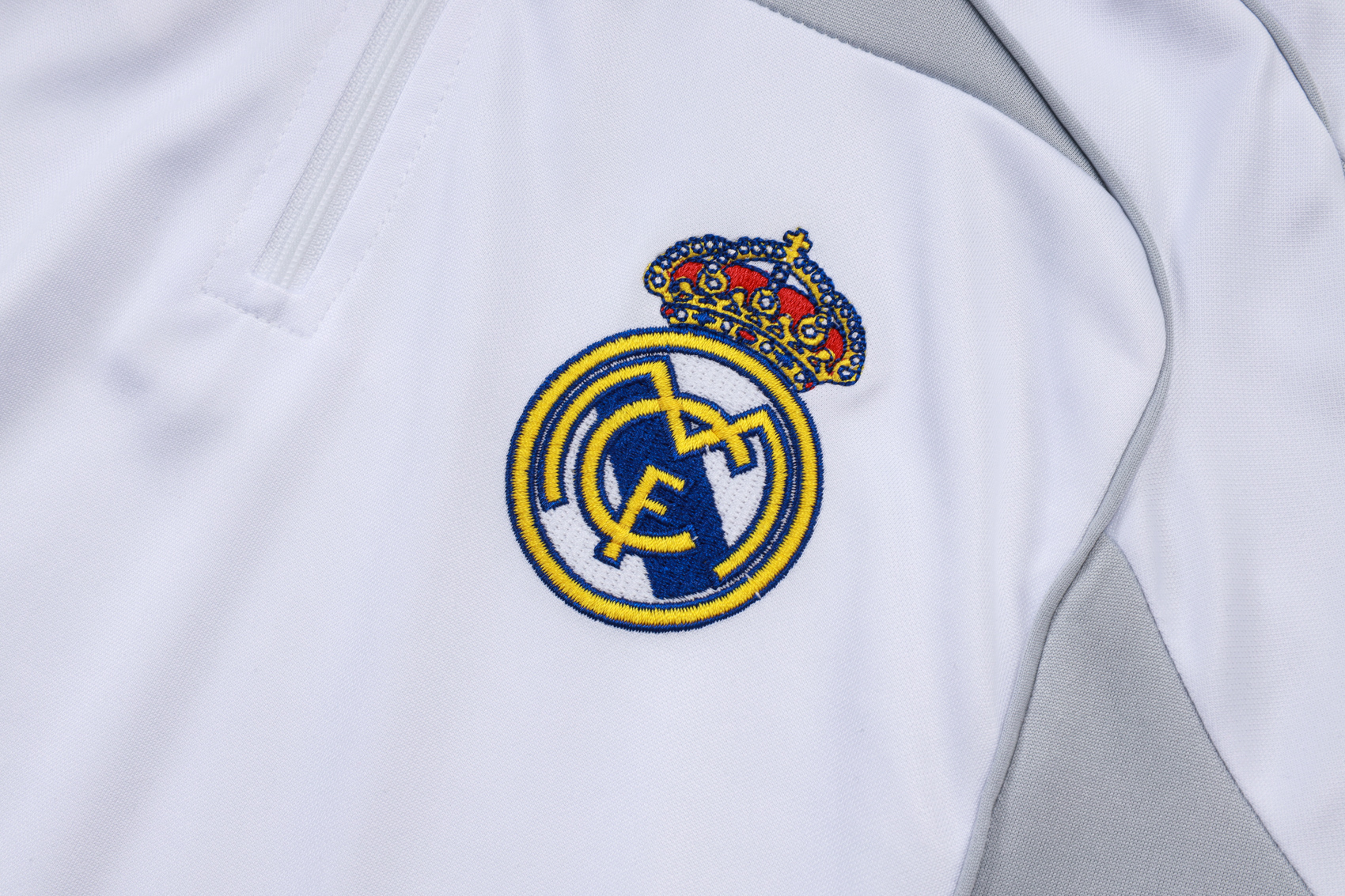 Real Madrid Training Kit (Sweatshirt+Pants) White 2025/26