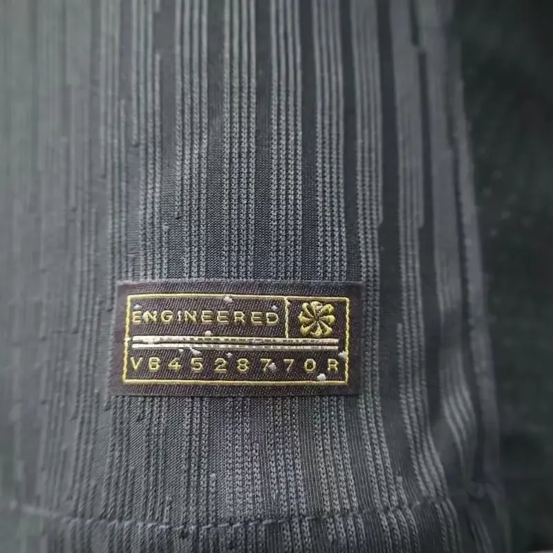 Liverpool Authentic Football Jersey Away Shirt 2024/25