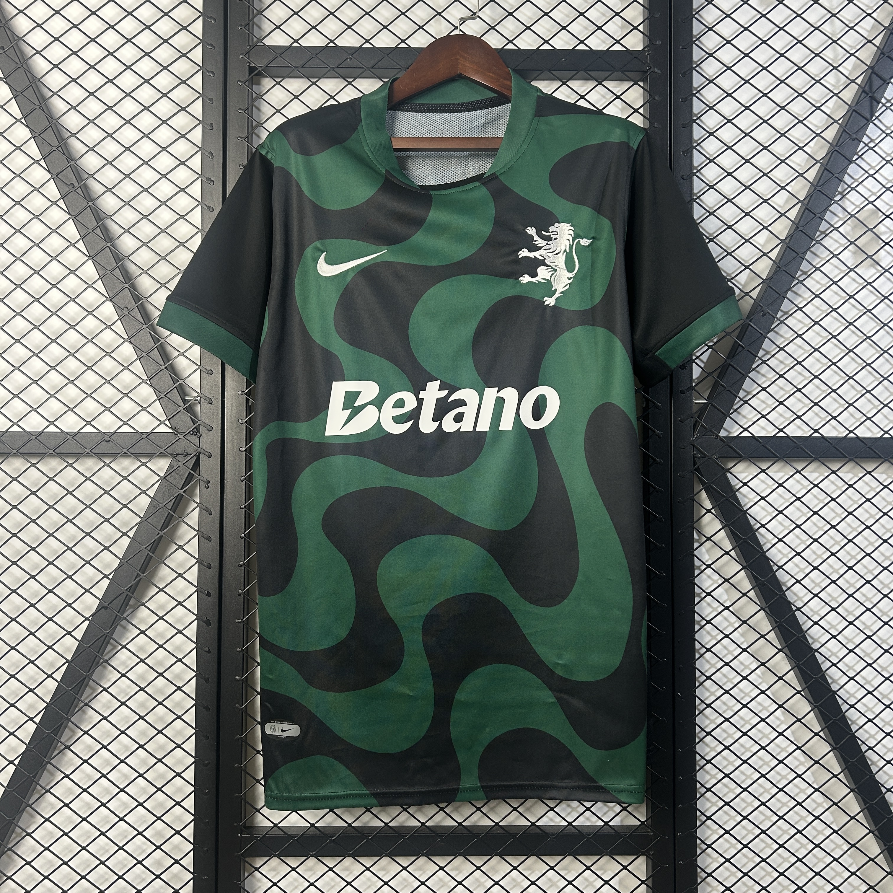 Sporting CP Soccer Jersey Third Away Custom Shirt 2025/26
