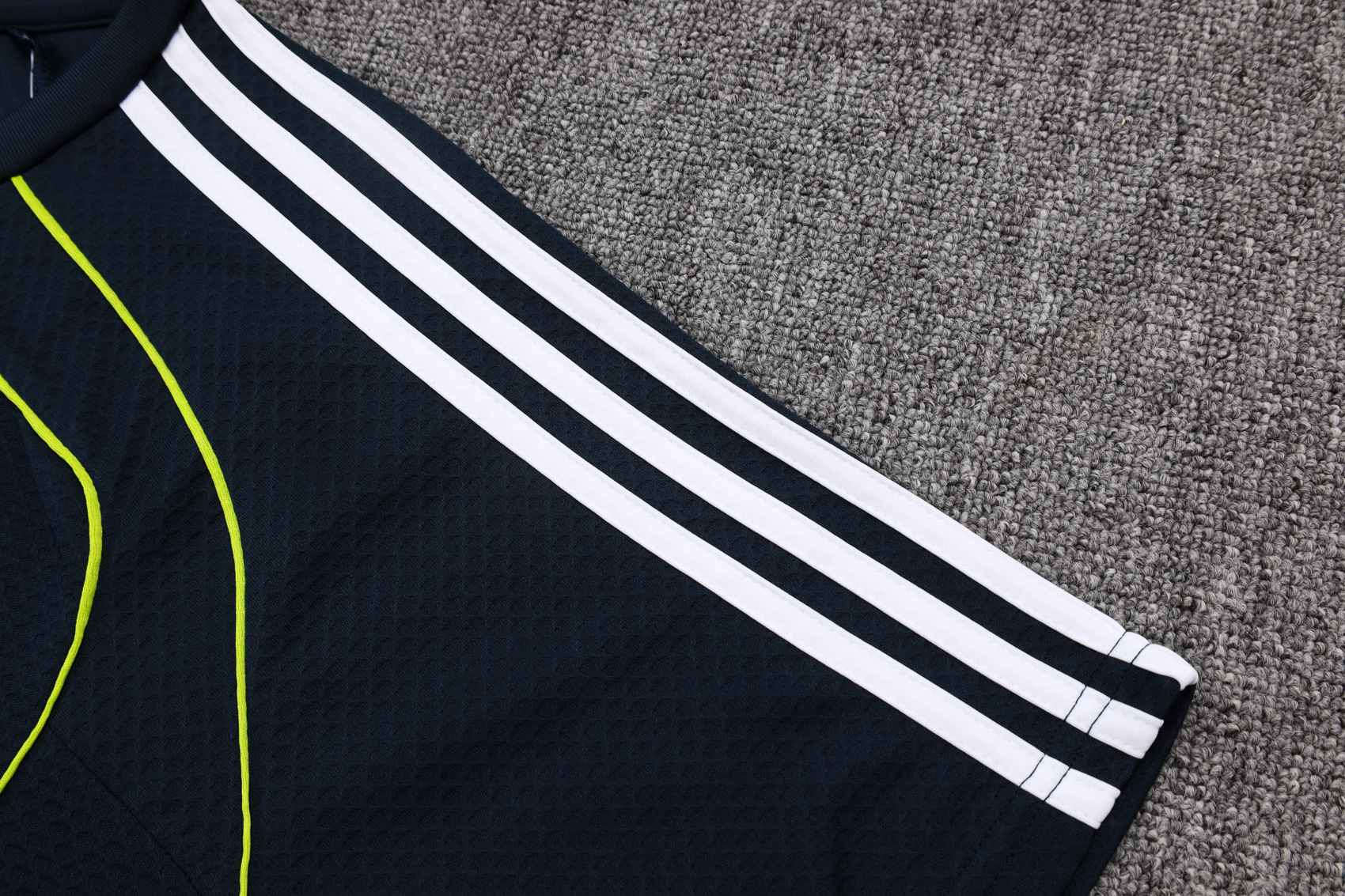 Real Madrid Training Jersey Kit Cyan 2025/26