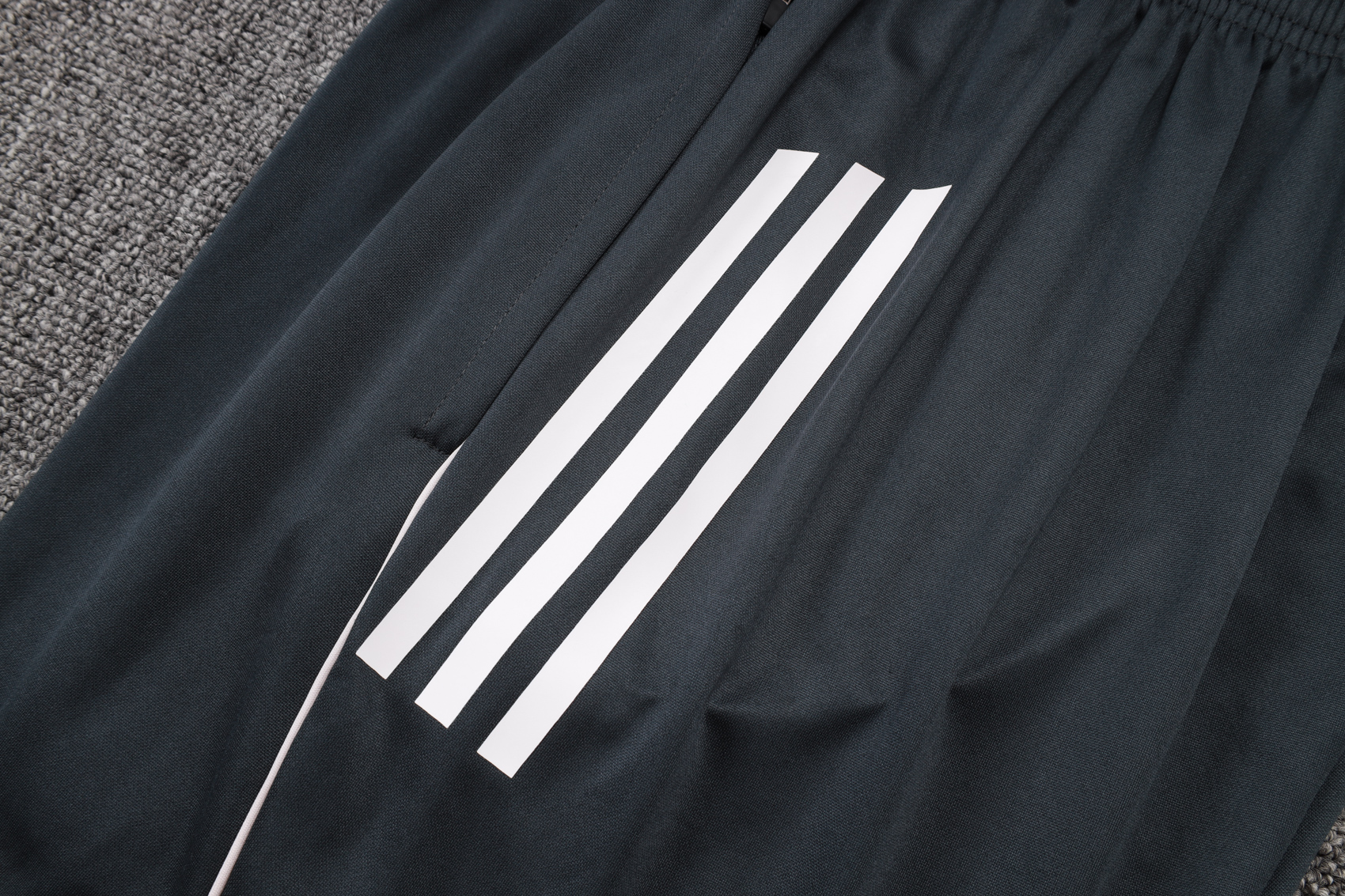 Real Madrid Training Jersey Kit Gray 2025/26