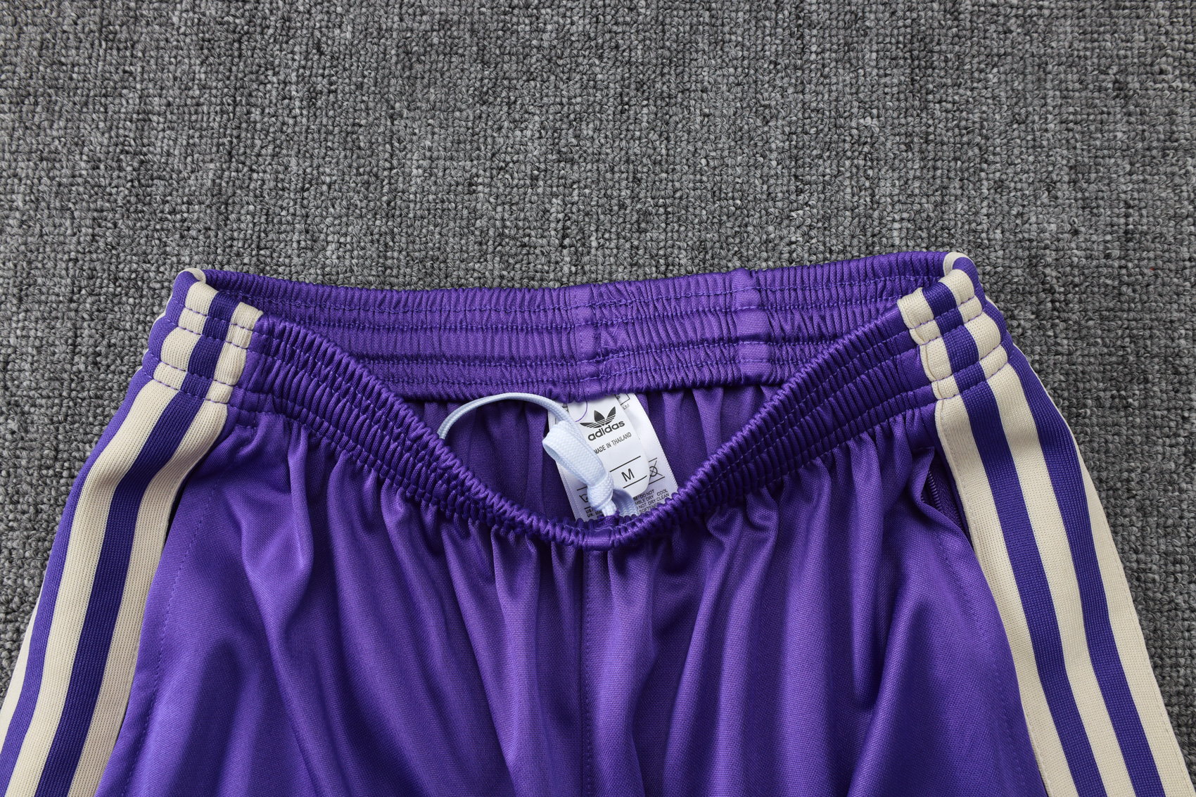 Real Madrid Training Kit (Polo+Pants) Apricot 2025/26