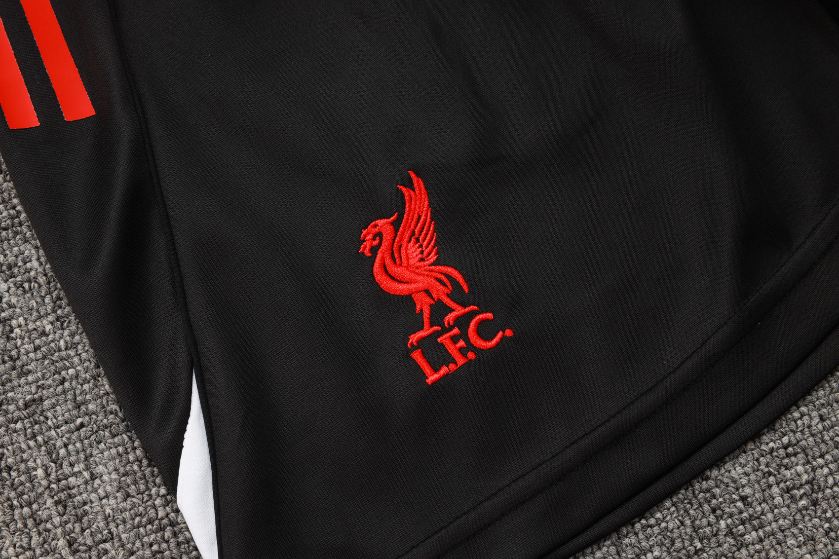 Liverpool Sleeveless Training Kit Black 2025/26
