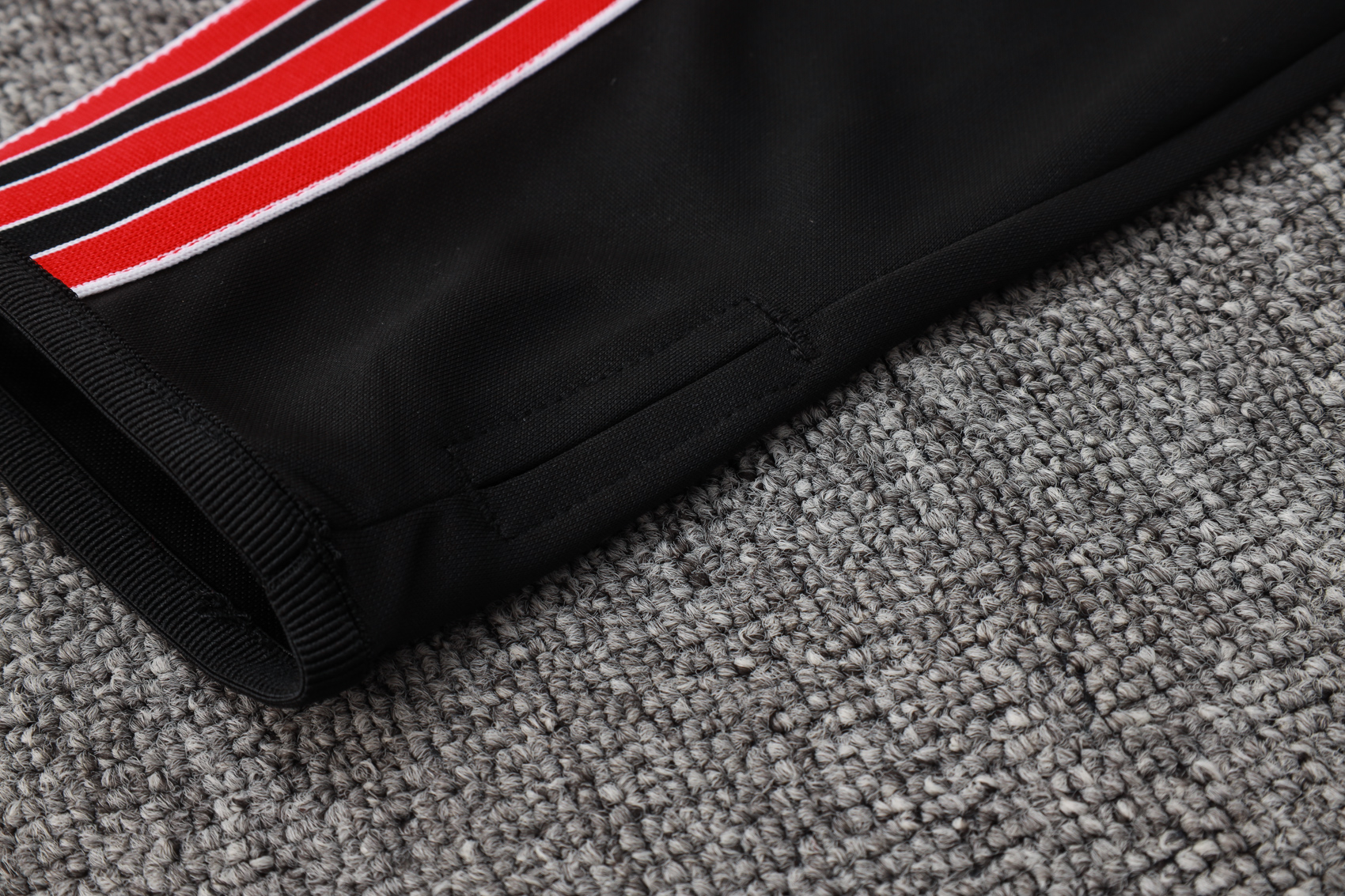 Manchester United Training Kit (Sweatshirt+Pants) Black 2025/26