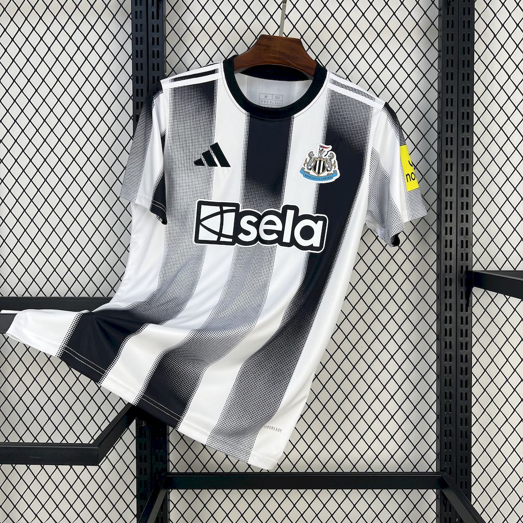 Newcastle United Football Jersey Home Custom Shirt 2025/26