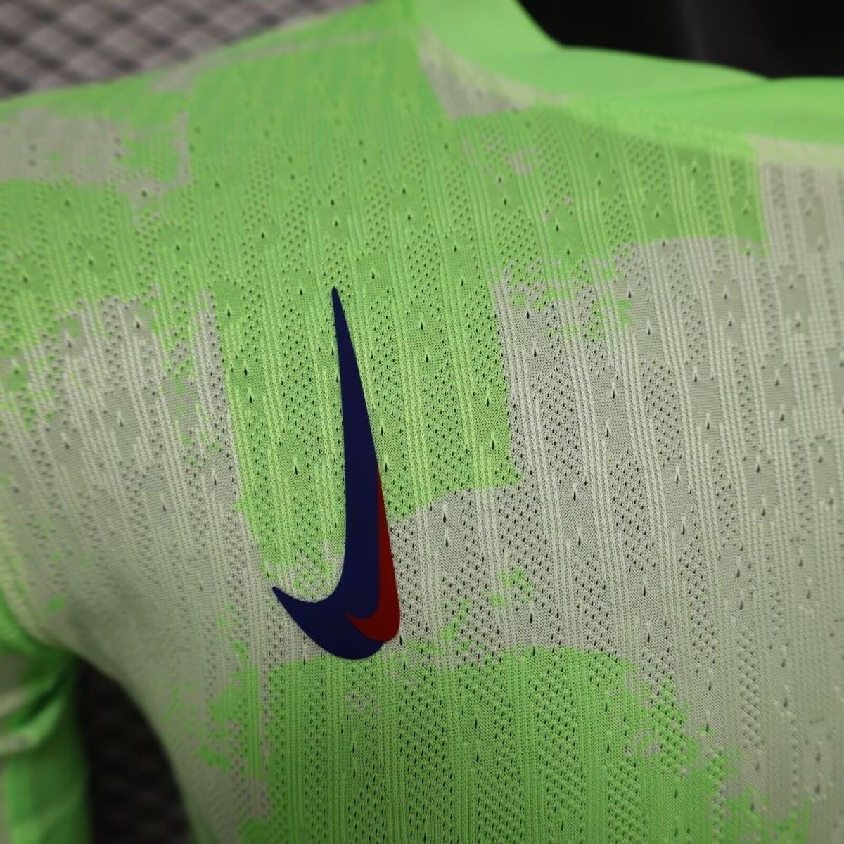 Authentic Soccer Jersey Barcelona Third Away x ColdPlay Shirt 2024/25