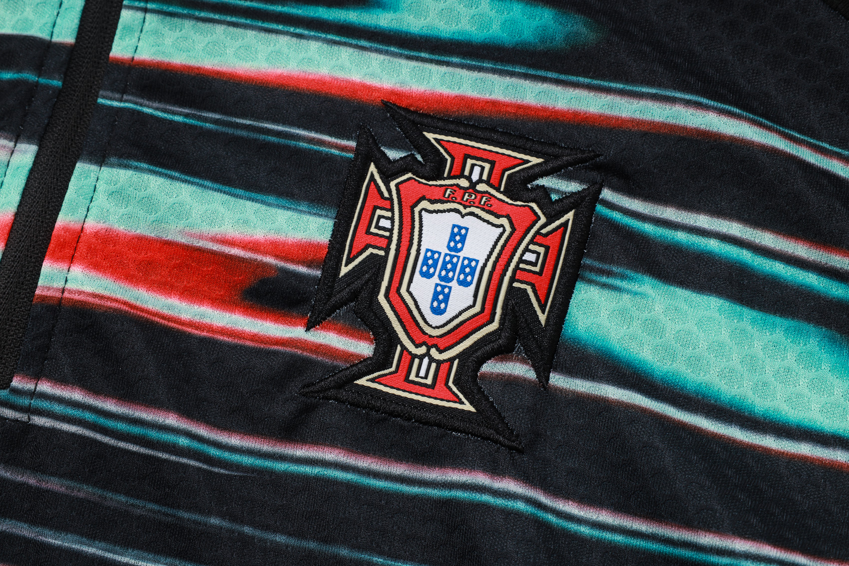 Portugal Training Kit (Sweatshirt+Pants) Black 2025