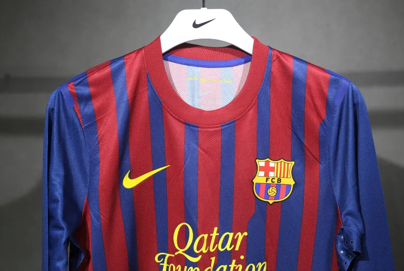 Authentic Barcelona Retro Jersey Home Long Sleeve Soccer Shirt 2011-12