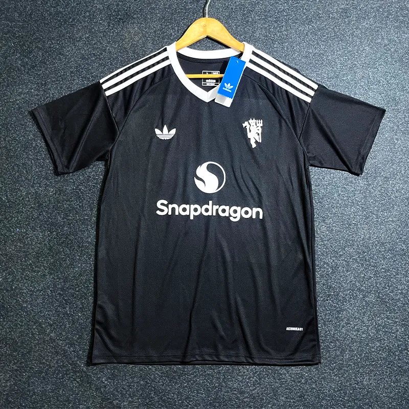 2024-25 Manchester United Third Goalkeeper Jersey