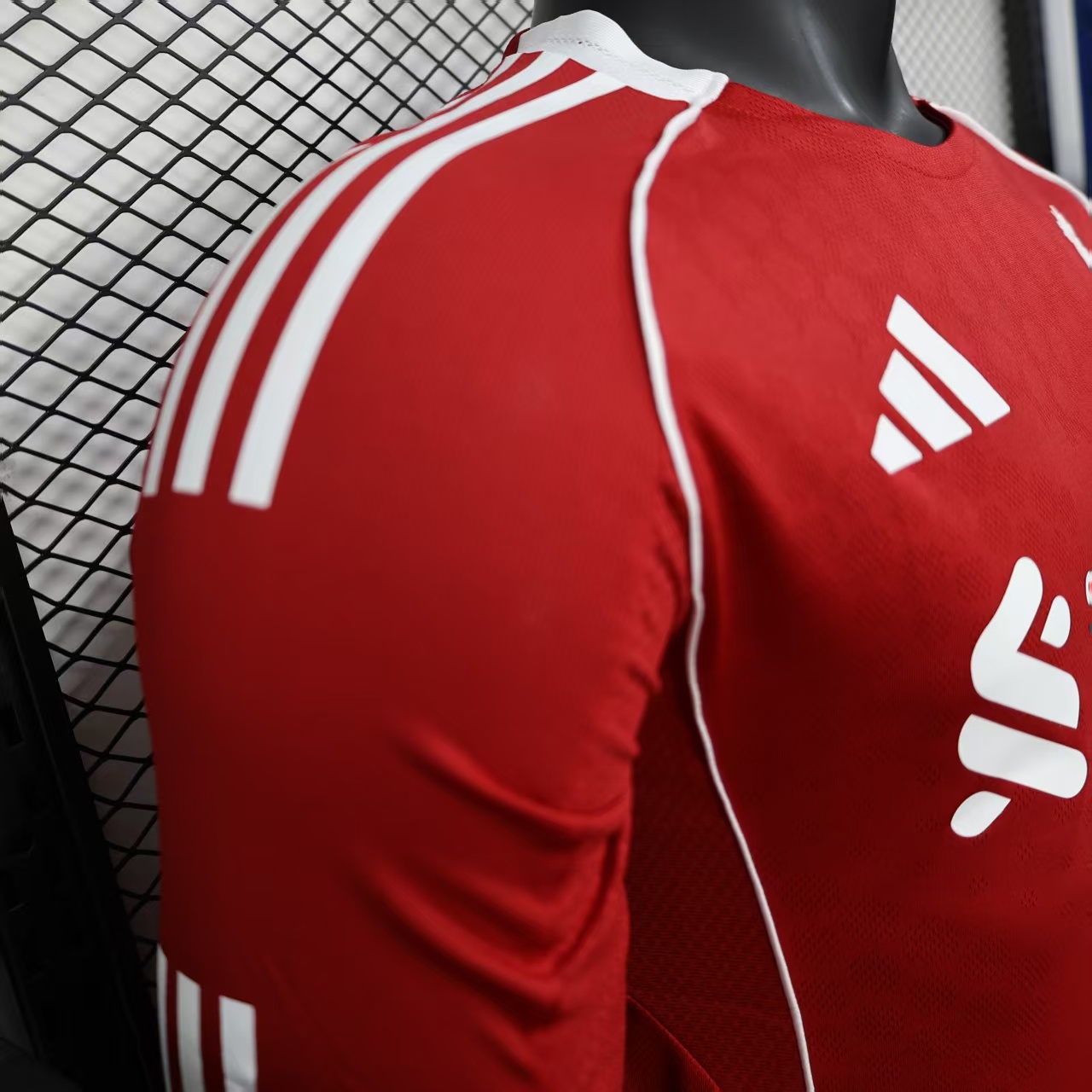 Player Version 25-26 LIverpool Home Long Sleeve Jersey