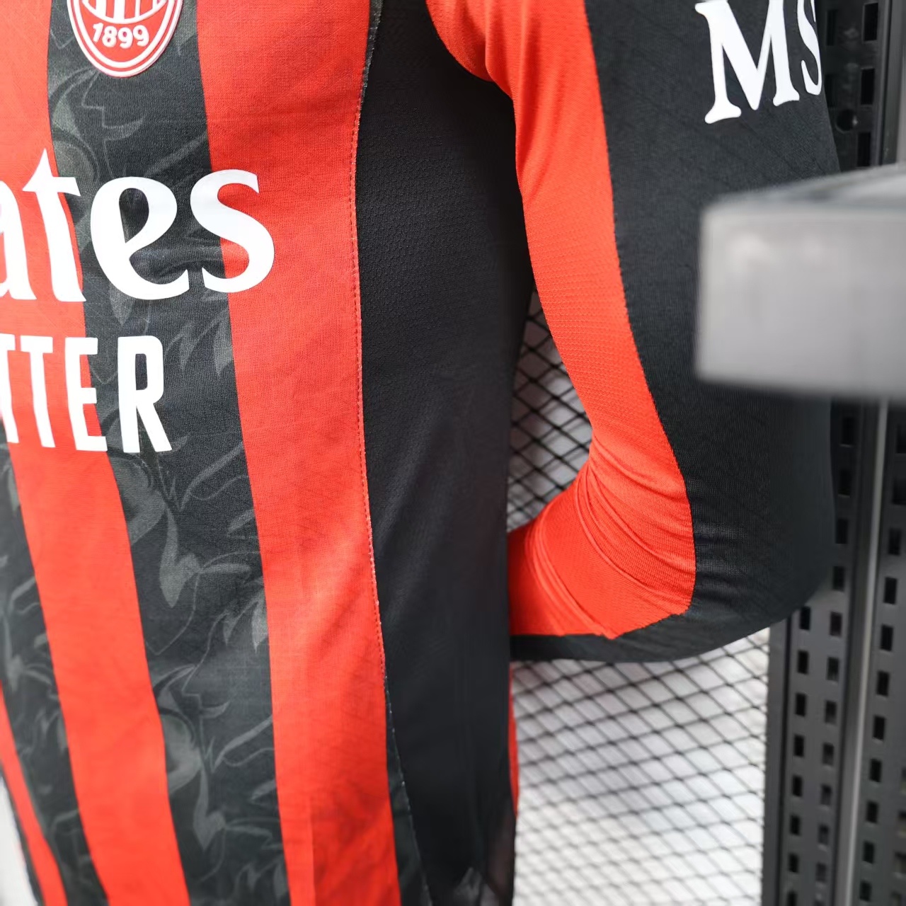 Player Version 25-26 AC Milan Home Long Sleeve Jersey