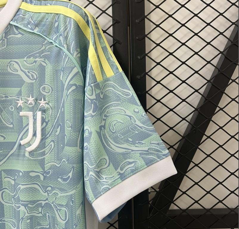 25-26 Juventus Away Jersey