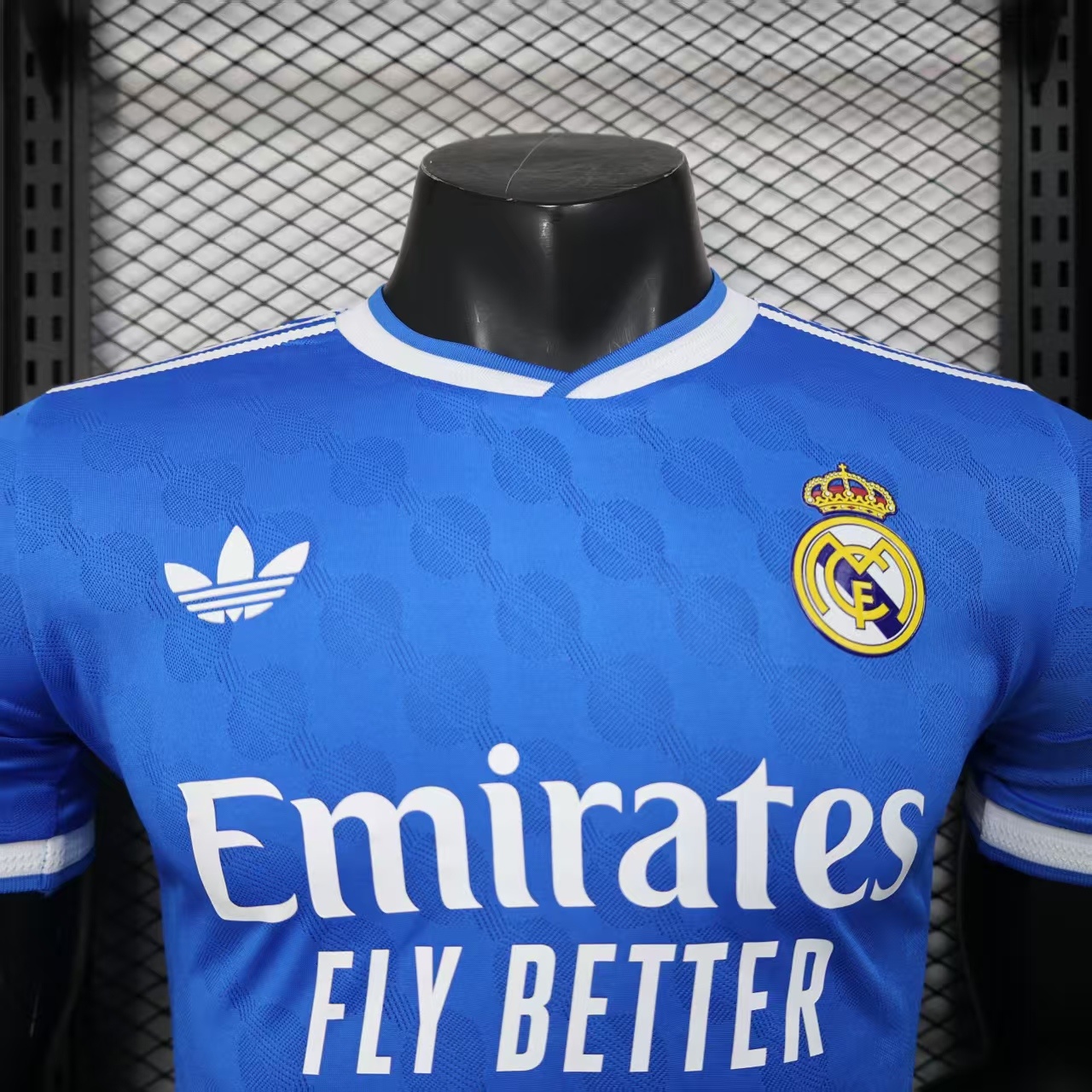 Player Version 25-26 Real Madrid Third Blue Jersey