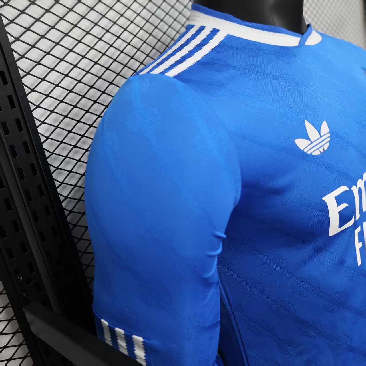 Player Version 25-26 Real Madrid Third Blue Long Sleeve Jersey