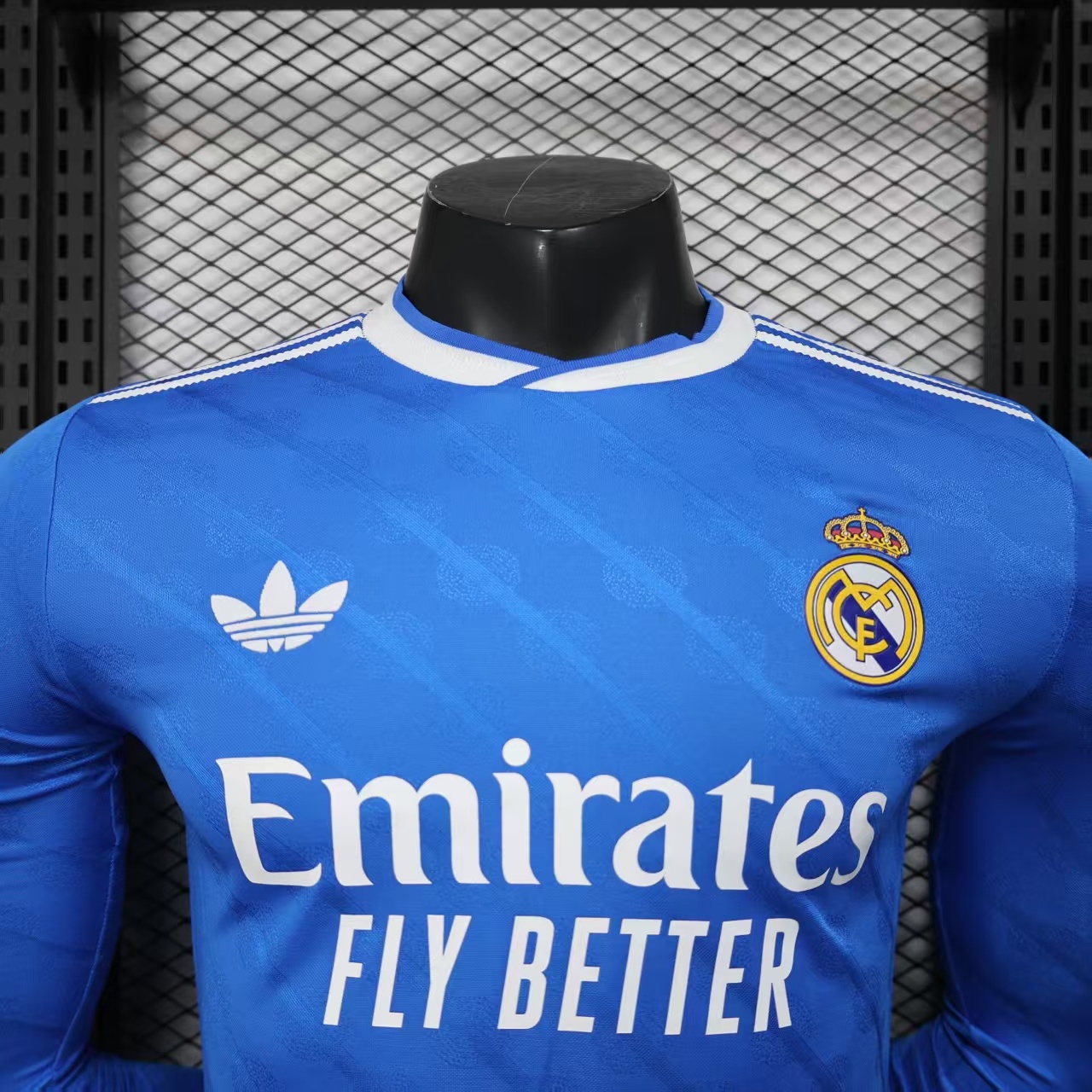 Player Version 25-26 Real Madrid Third Blue Long Sleeve Jersey