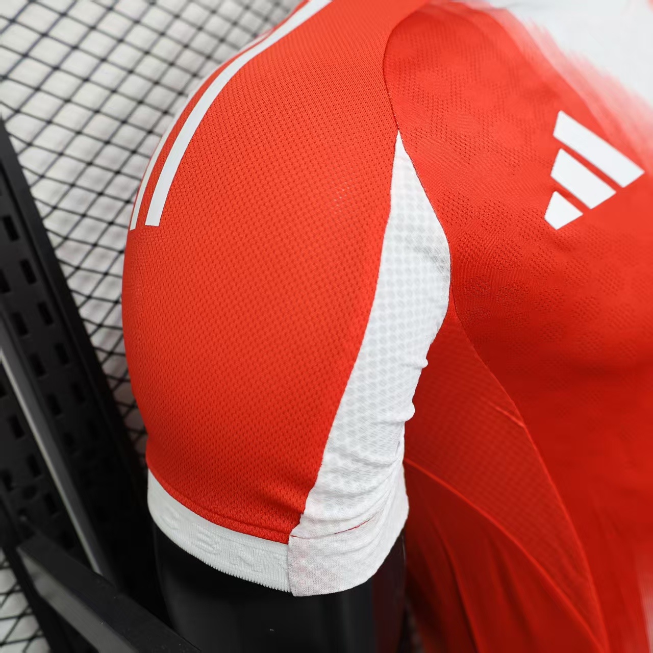 Player Version 25-26 Bayern Munich Home Jersey