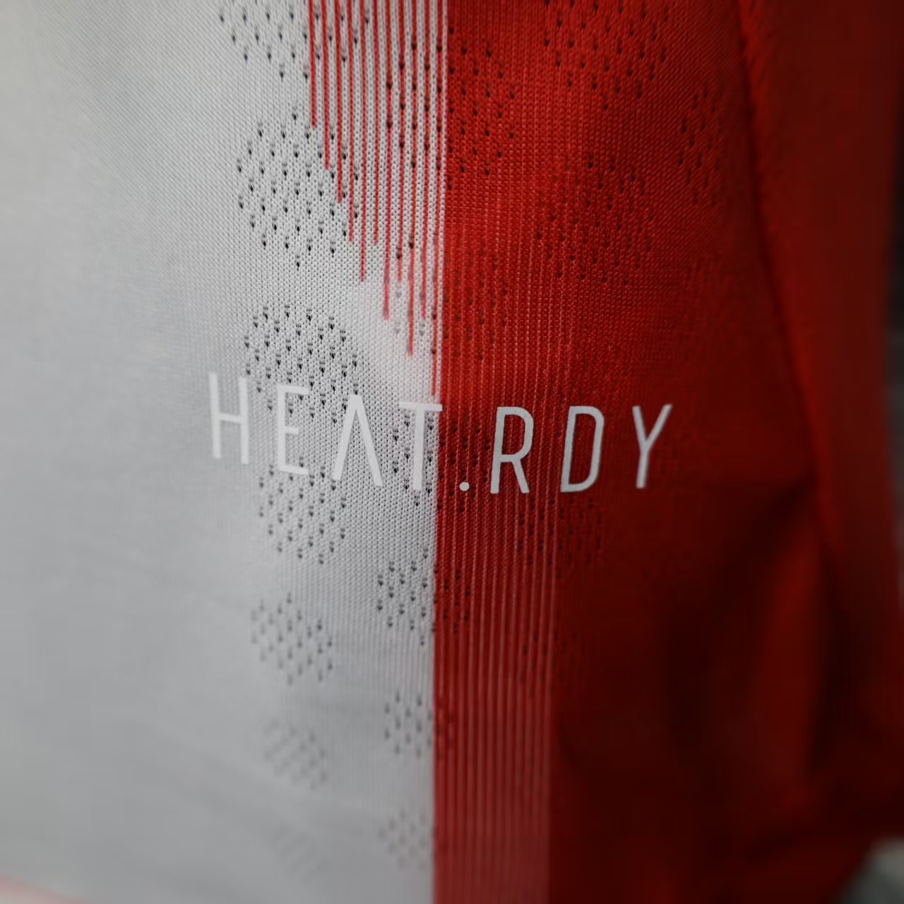 Player Version 25-26 Bayern Munich Home Jersey