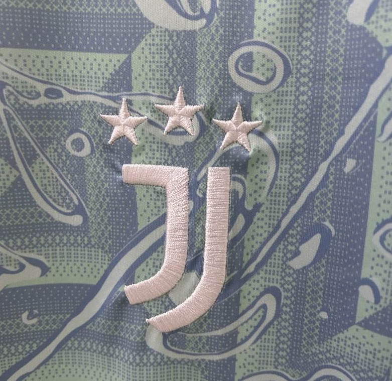25-26 Juventus Away Jersey