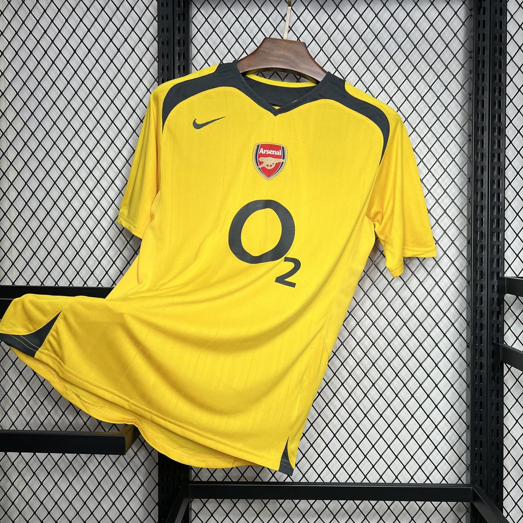 Arsenal Retro 2005-06 Away Stadium Jersey