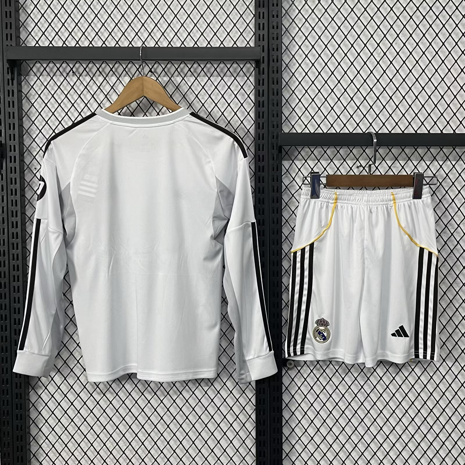 25-26 Kids Real Madrid Home Long Sleeve Jersey