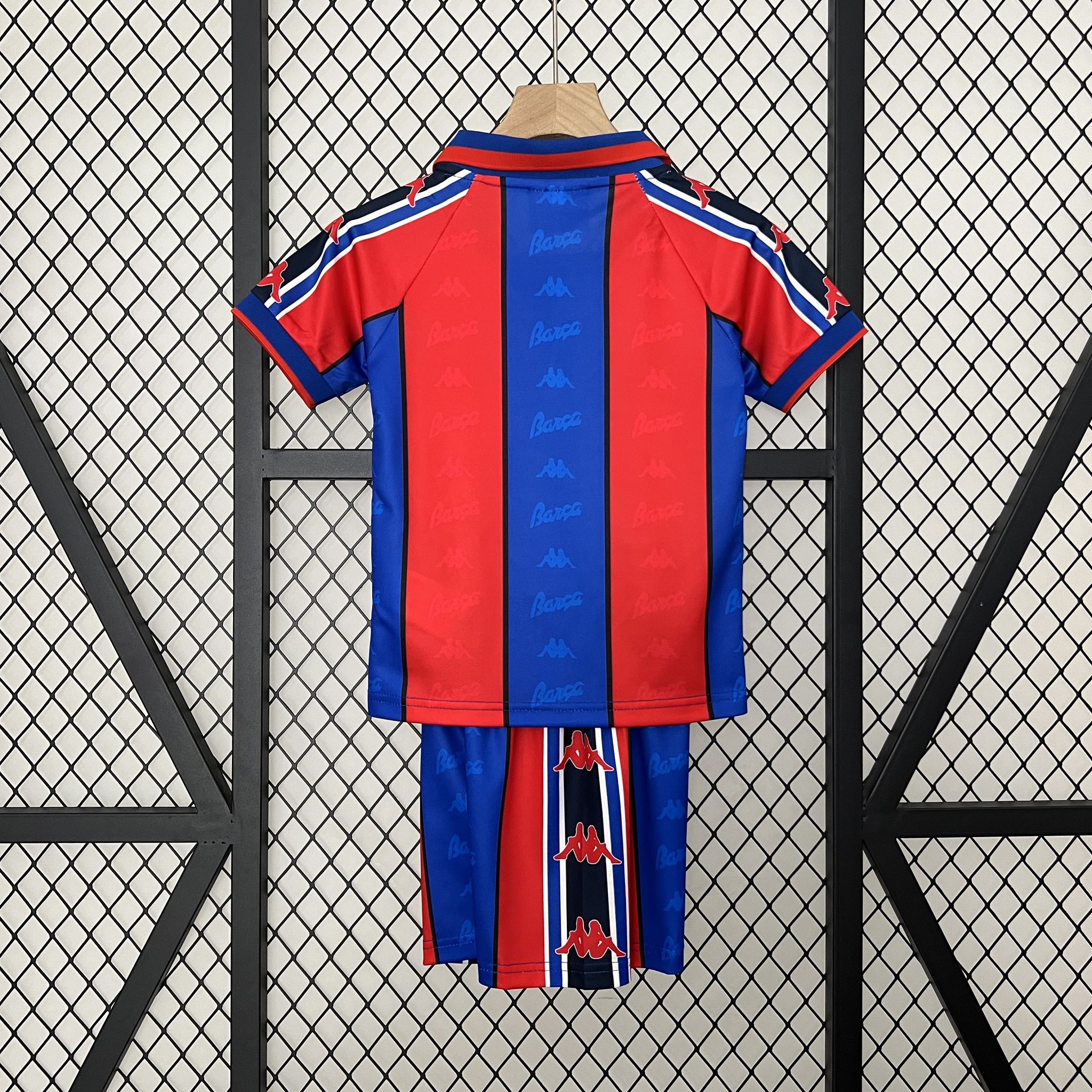 Barcelona 95-97 Home Retro Kid Kits Youth Apparels Jersey