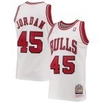 Men's Chicago Bulls Michael Jordan Mitchell & Ness White 1994-95 Hardwood Classics Authentic Player Jersey