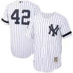 Men's New York Yankees Mariano Rivera Mitchell & Ness White/Navy Home 2000 Cooperstown Collection Authentic Jersey