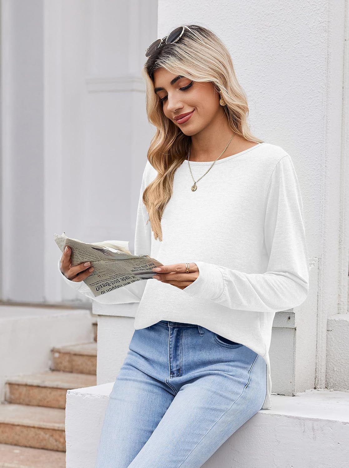 Zeagoo Women’s Long Sleeve Tunic Top – Loose Crew Neck Shirt with Thumb Holes, Perfect with Leggings, Fall 2025