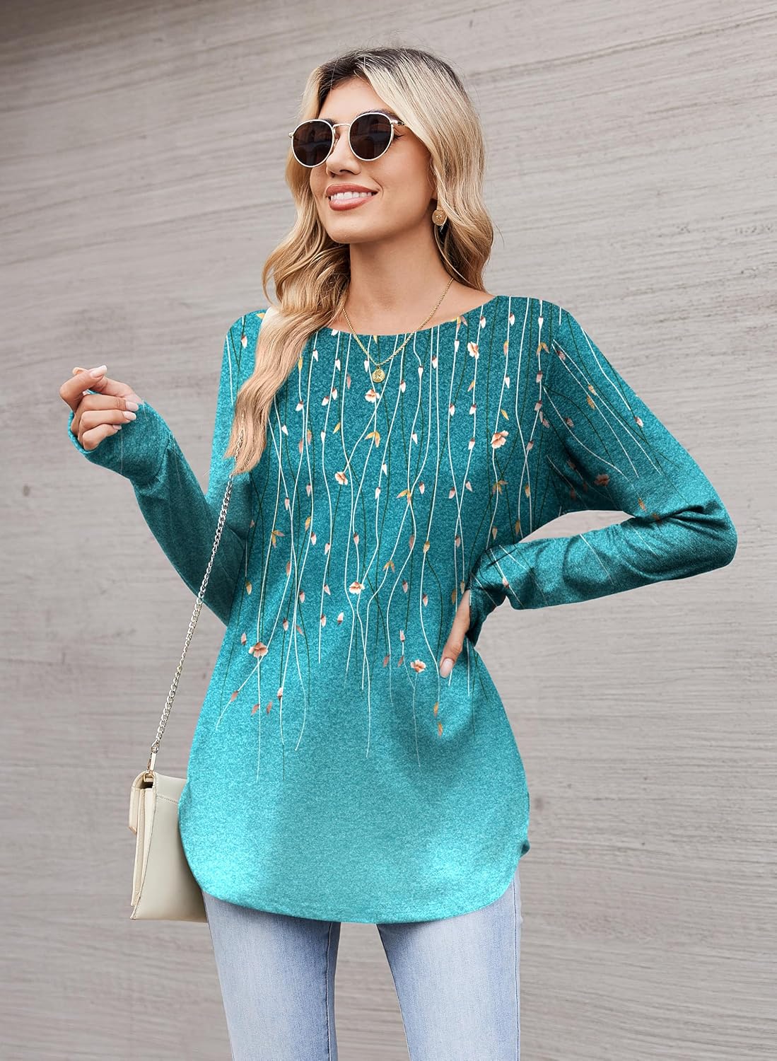 Zeagoo Women’s Long Sleeve Tunic Top – Loose Crew Neck Shirt with Thumb Holes, Perfect with Leggings, Fall 2025