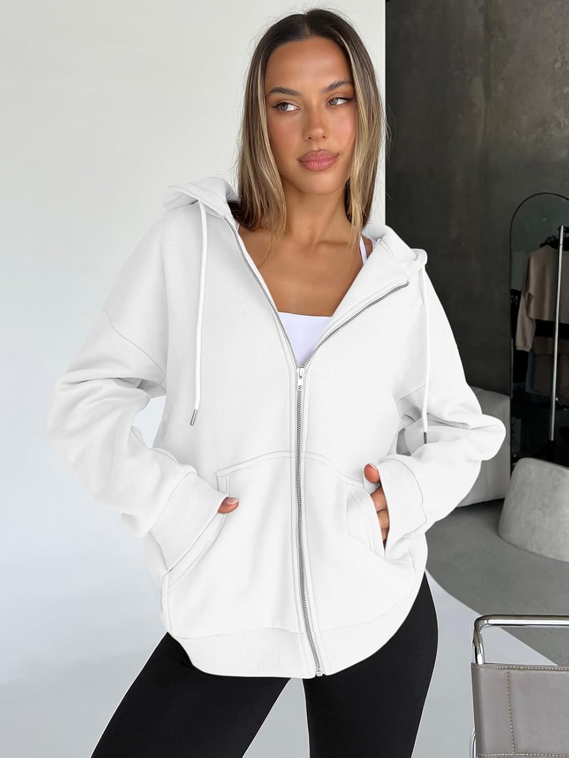 Trendy Queen Women's Oversized Zip-Up Hoodie Sweatshirt Fall 2025 School Fashion Casual Jacket Winter Outfit