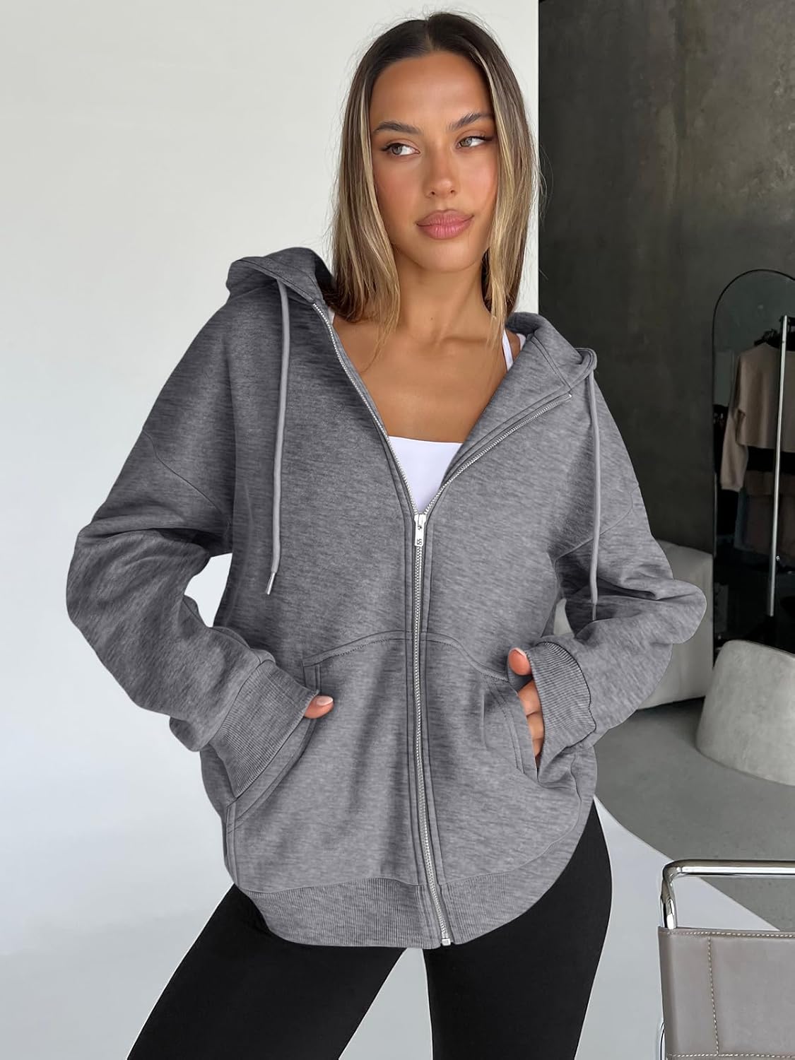 Trendy Queen Women's Oversized Zip-Up Hoodie Sweatshirt Fall 2025 School Fashion Casual Jacket Winter Outfit