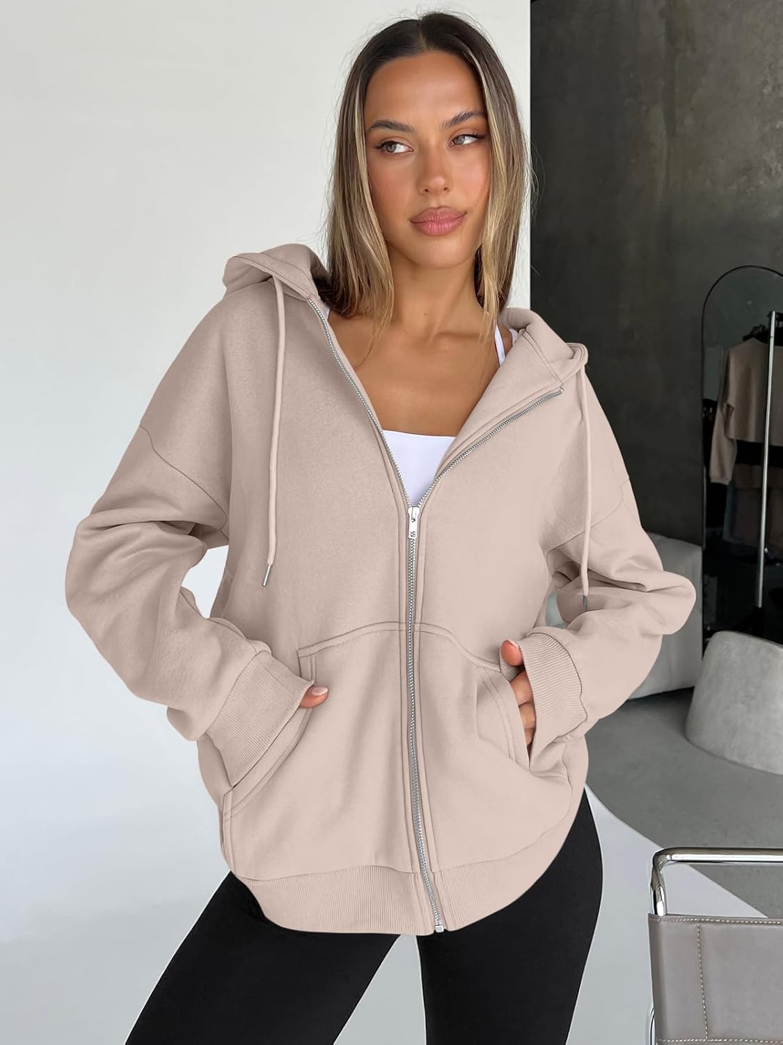 Trendy Queen Women's Oversized Zip-Up Hoodie Sweatshirt Fall 2025 School Fashion Casual Jacket Winter Outfit