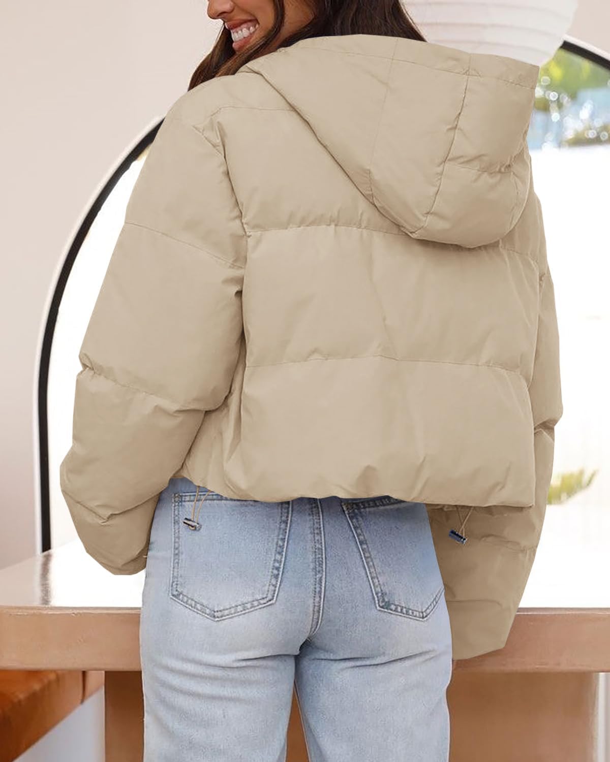 Tankaneo Women's Cropped Baggy Puffer Jacket Casual Winter Hoodie Short Coat with Pockets