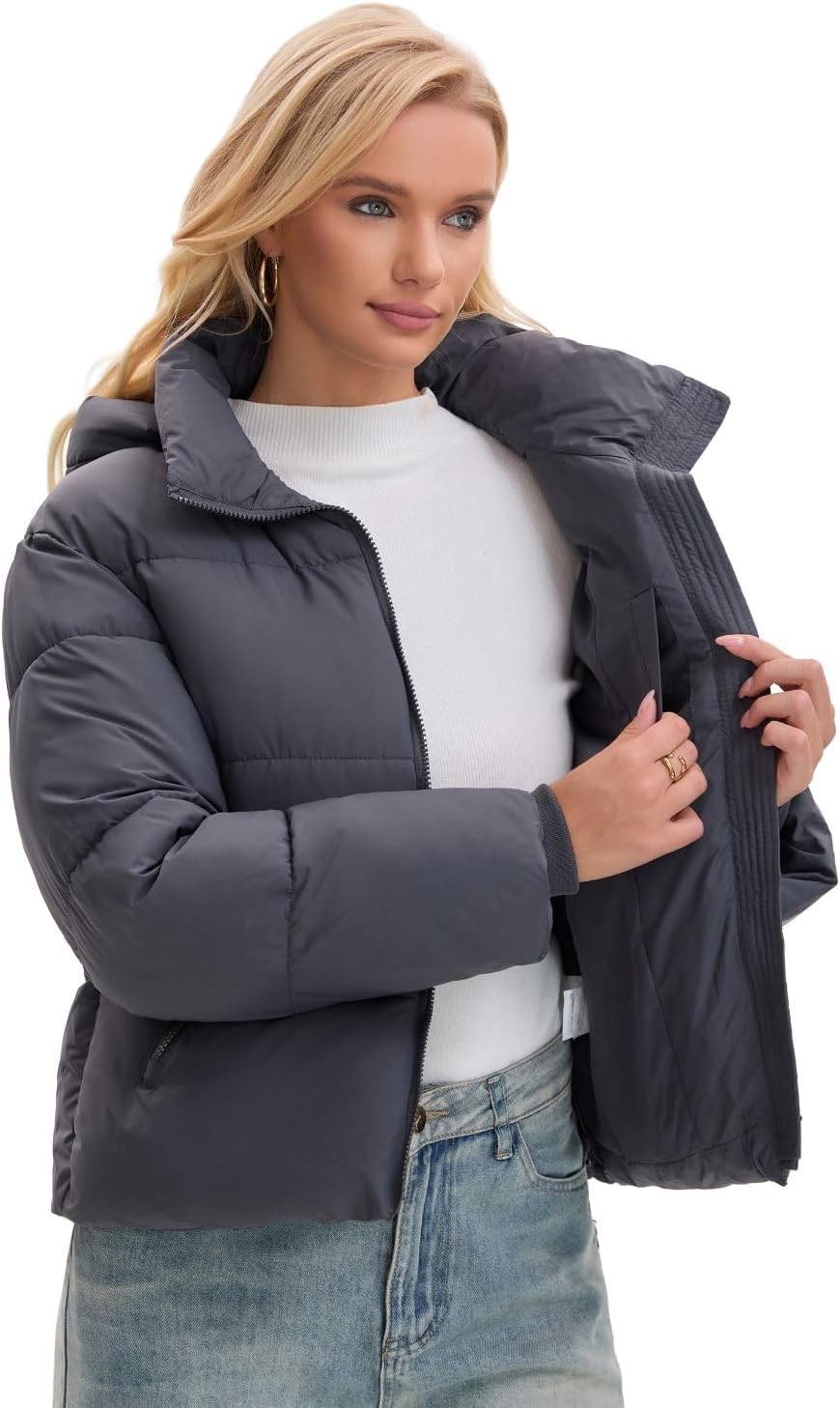 Women's Cropped Quilted Puffer Jacket with Removable Hood and Zippered Pockets Short Winter Coat