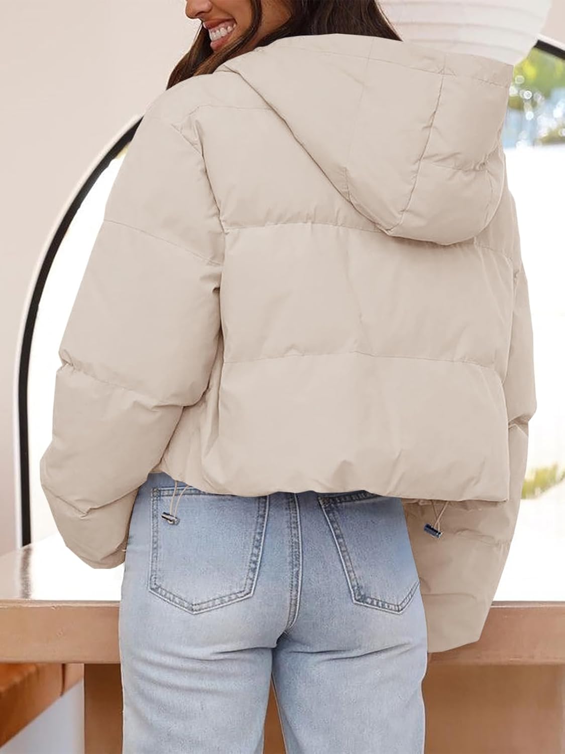 Tankaneo Women's Cropped Baggy Puffer Jacket Casual Winter Hoodie Short Coat with Pockets