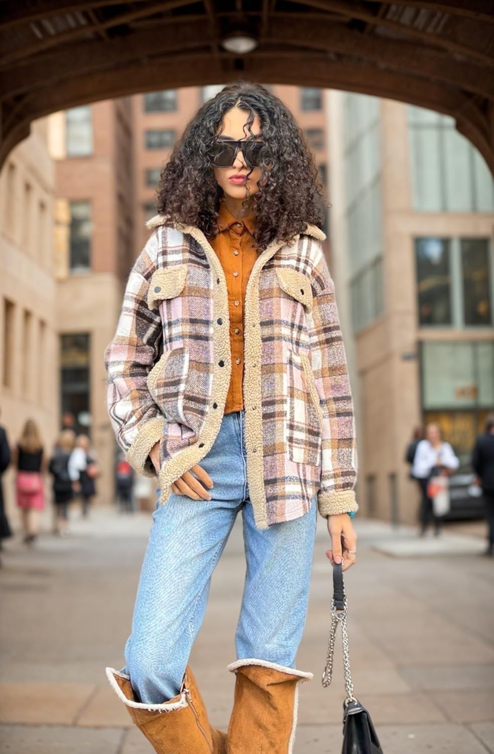 Zeagoo Women's Plaid Flannel Sherpa Lined Shacket Fleece Button Down Cozy Warm Fall Winter Jacket Coat S-XXL