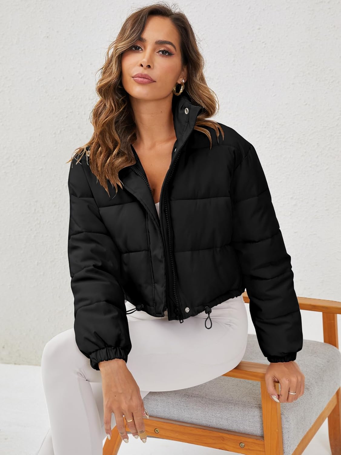 Women's Cropped Quilted Puffer Jacket Long Sleeve Stand Collar Zip-Up Puffy Coat with Drawstring & Pockets