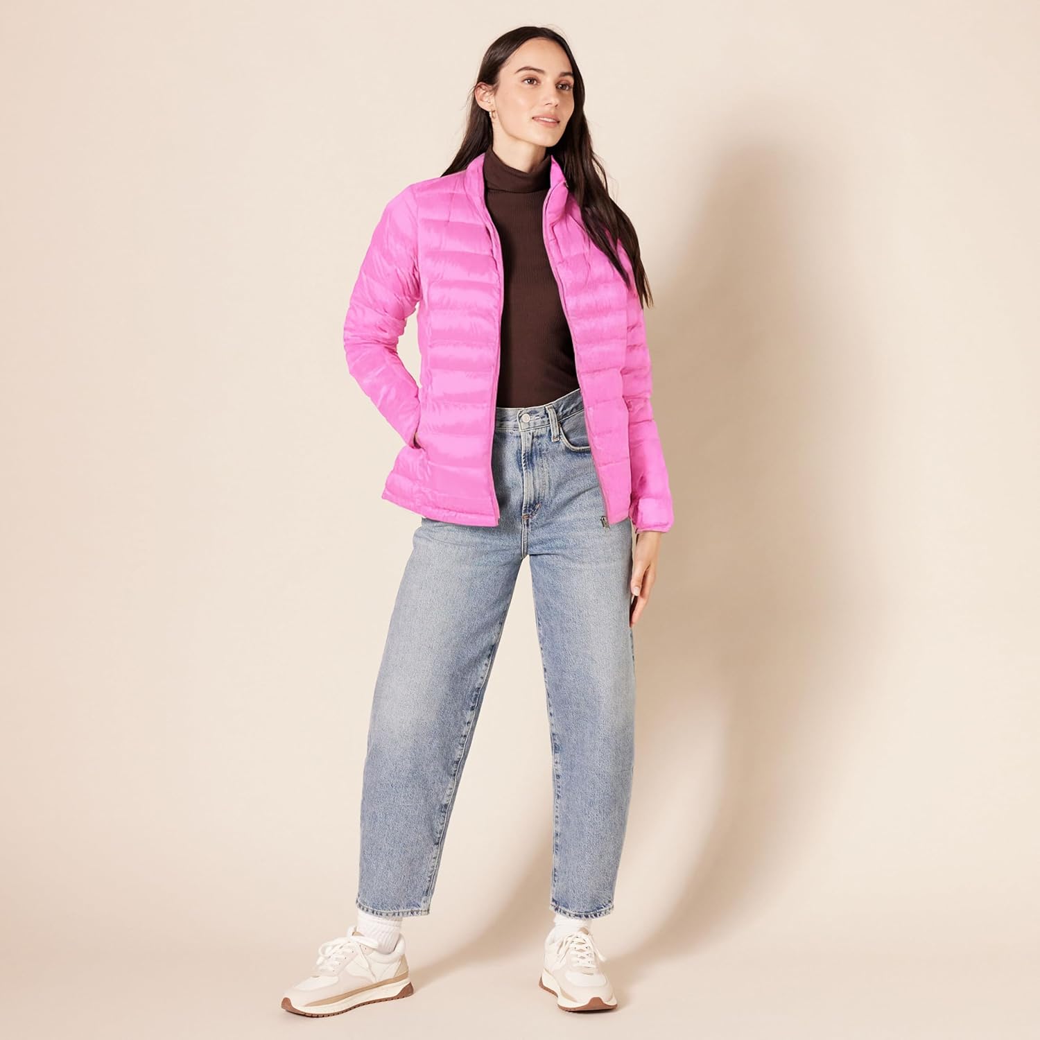 Amazon Essentials Women's Lightweight Long-Sleeve Packable Water-Resistant Puffer Jacket (Plus Sizes Available)