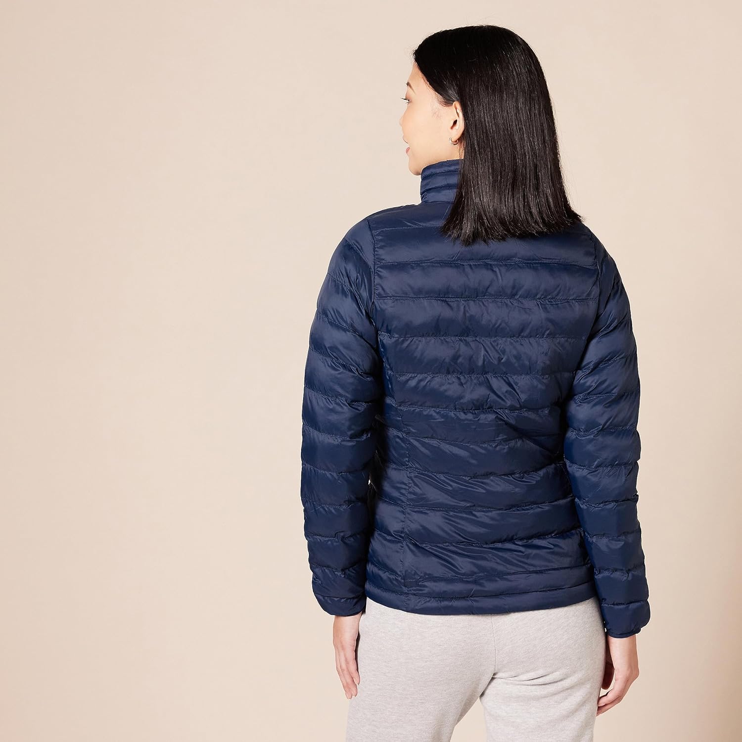 Amazon Essentials Women's Lightweight Long-Sleeve Packable Water-Resistant Puffer Jacket (Plus Sizes Available)