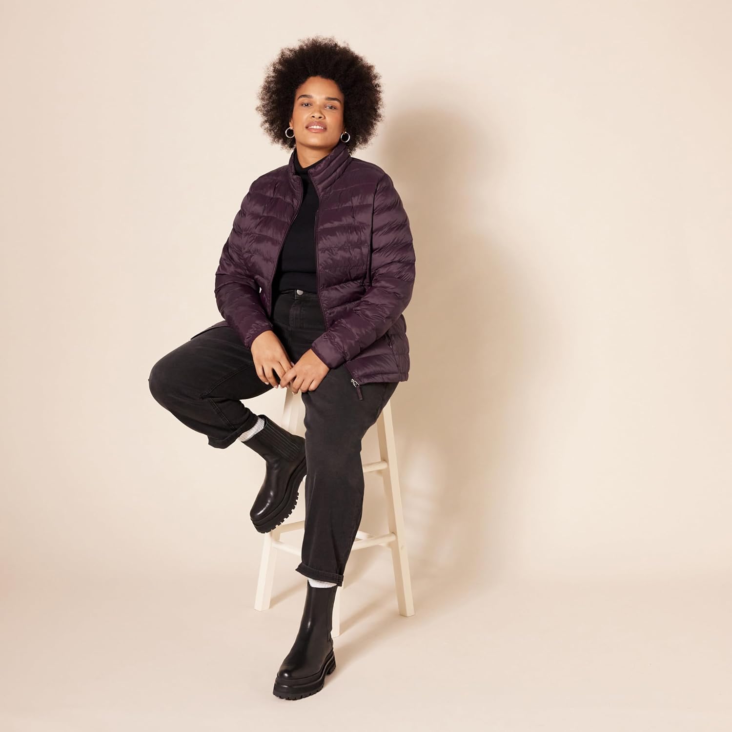 Amazon Essentials Women's Lightweight Long-Sleeve Packable Water-Resistant Puffer Jacket (Plus Sizes Available)