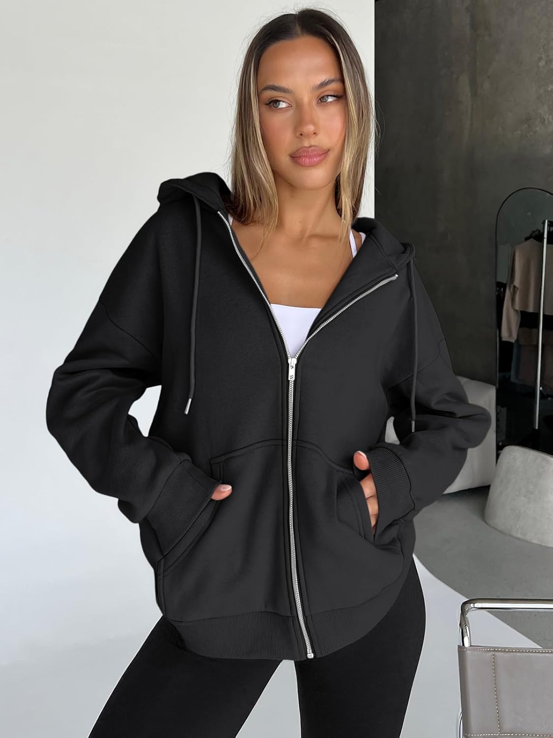 Trendy Queen Women's Oversized Zip-Up Hoodie Sweatshirt Fall 2025 School Fashion Casual Jacket Winter Outfit
