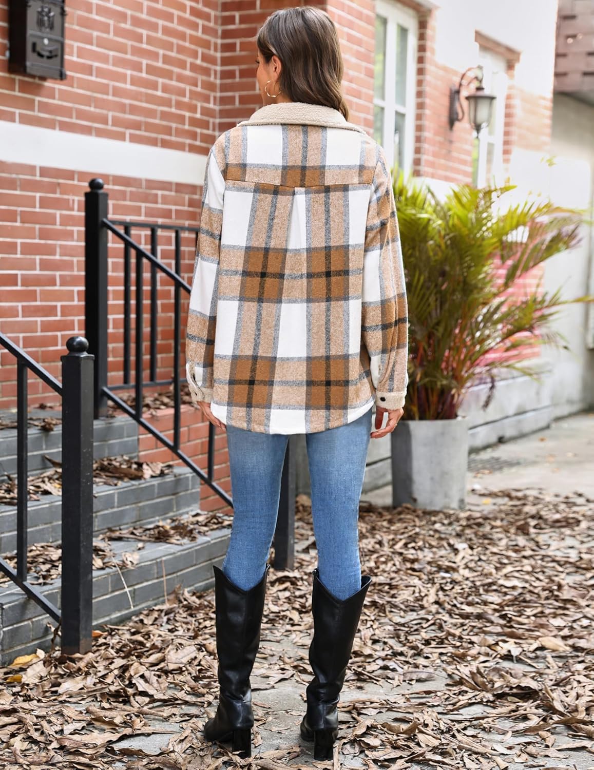 Zeagoo Women's Plaid Flannel Sherpa Lined Shacket Fleece Button Down Cozy Warm Fall Winter Jacket Coat S-XXL